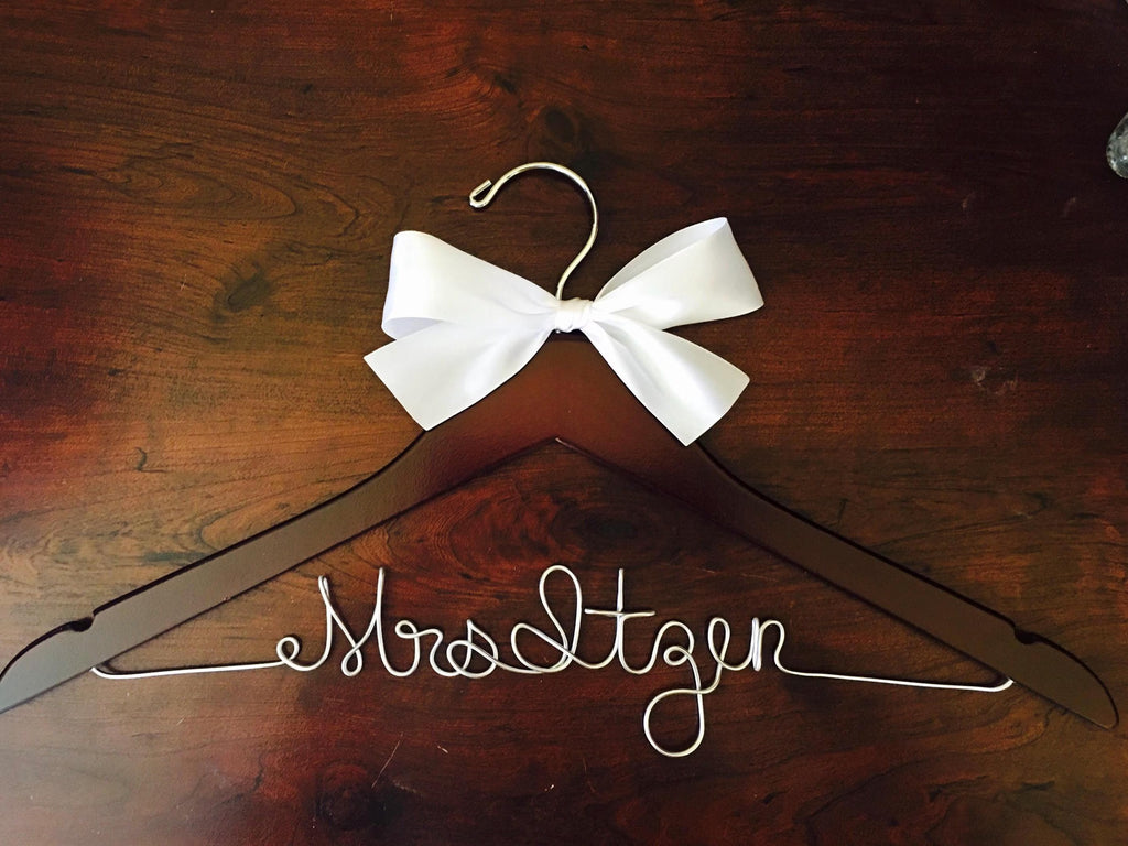 Custom Bride Hanger Personalized Wedding Dress Hanger with Handmade Wire Name